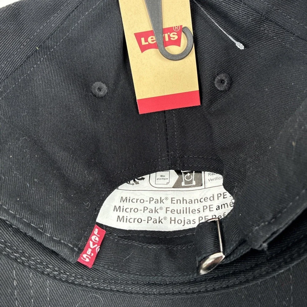 New Levi's Black Baseball Cap Hat Adjustable Logo Patch NWT Unisex Strapback